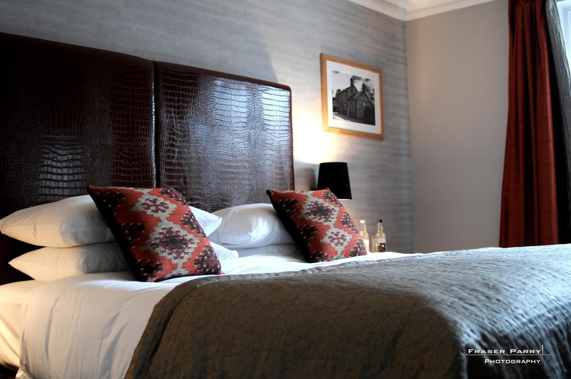 The Saracens Head Hotel Great Dunmow Luaran gambar