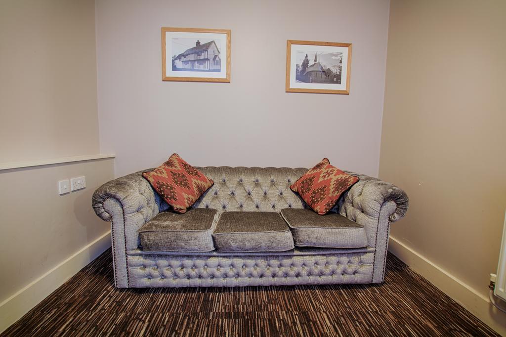 The Saracens Head Hotel Great Dunmow Luaran gambar